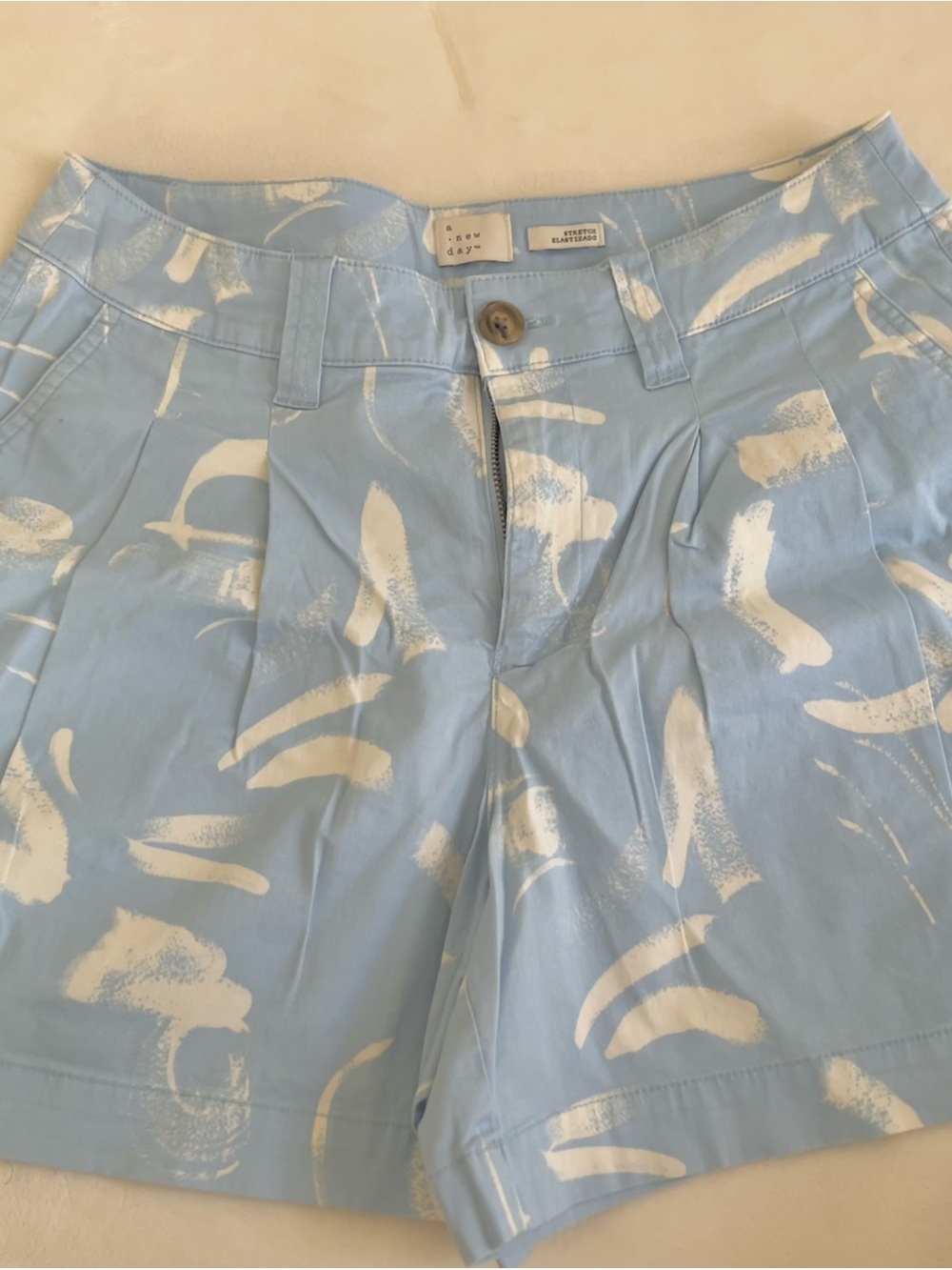 a new day Light Blue & White Abstract Print Pleated Women's Shorts